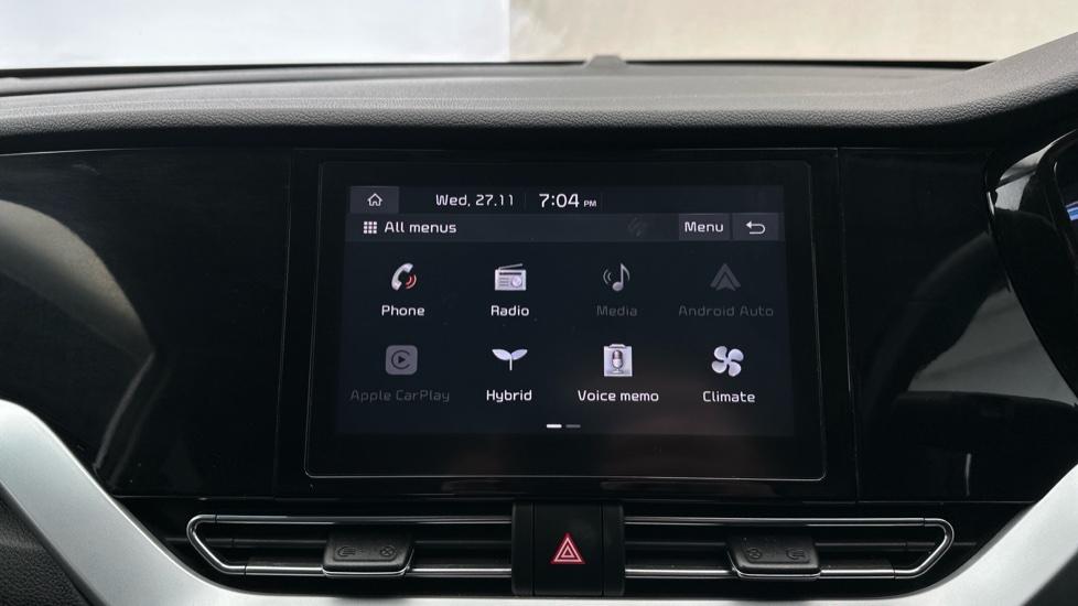 Apple Car Play & Android Auto