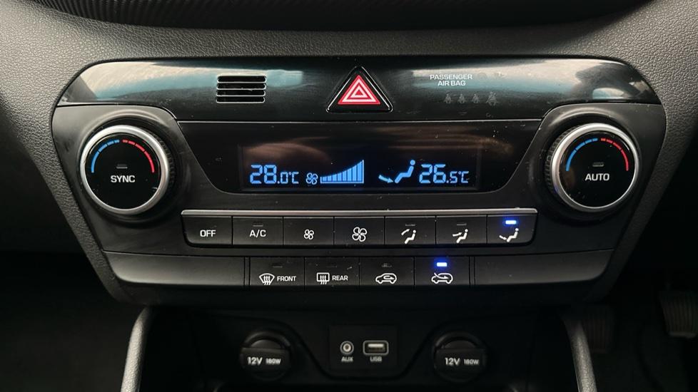 Air Conditioning /Dual Climate Control 