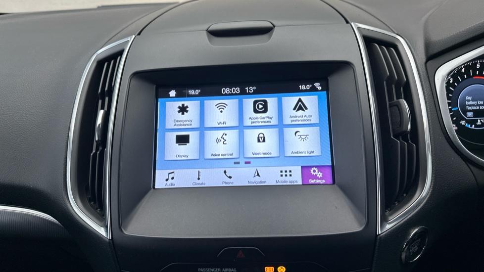 Apple Car Play & Android Auto