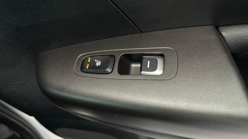 Rear Heated Seats 