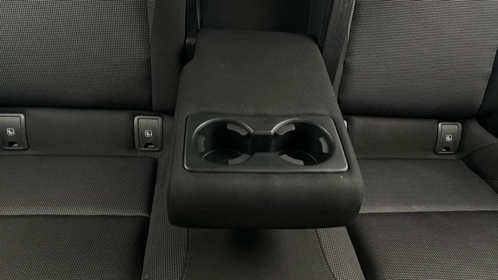 Rear Armrest/ Cup Holder