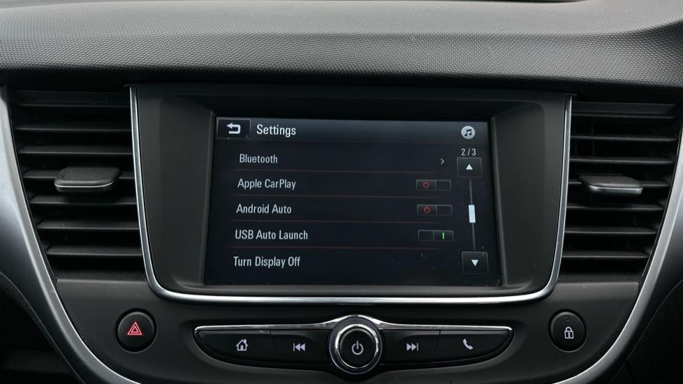 Apple Car Play & Android Auto