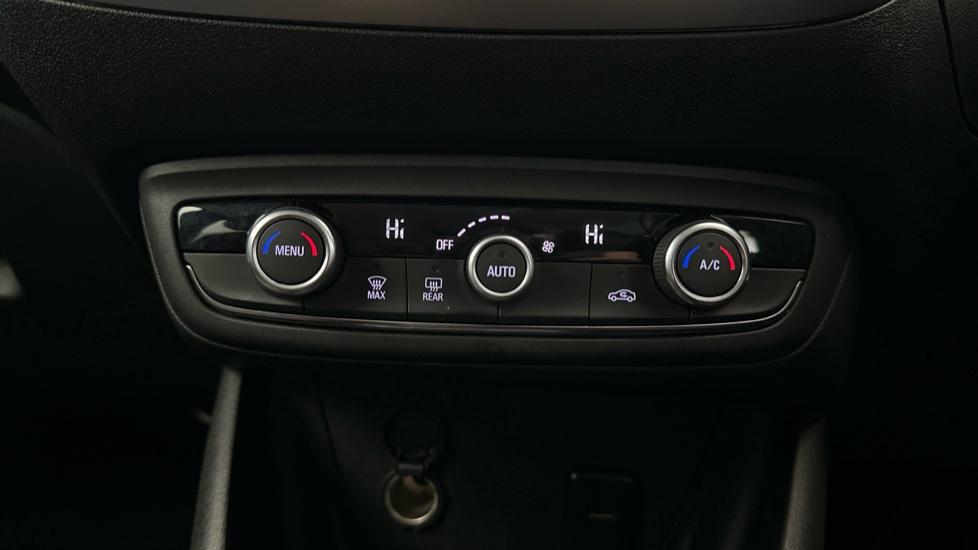 Air Conditioning /Dual Climate Control 