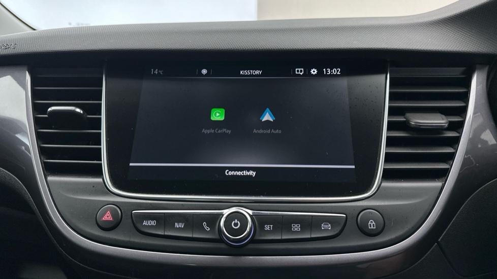 Apple Car Play & Android Auto