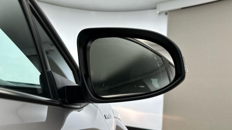 Blind Spot Monitoring System 