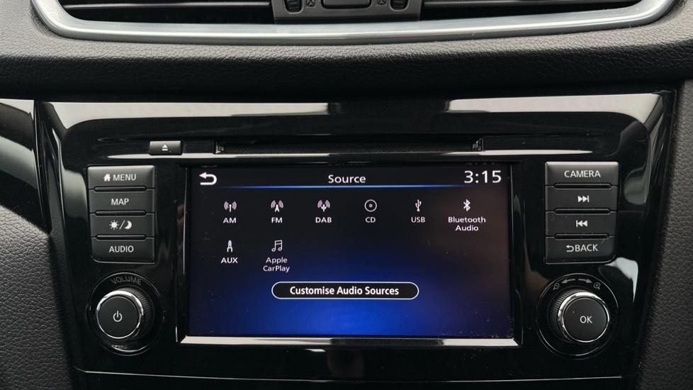 Bluetooth/Apple CarPlay 