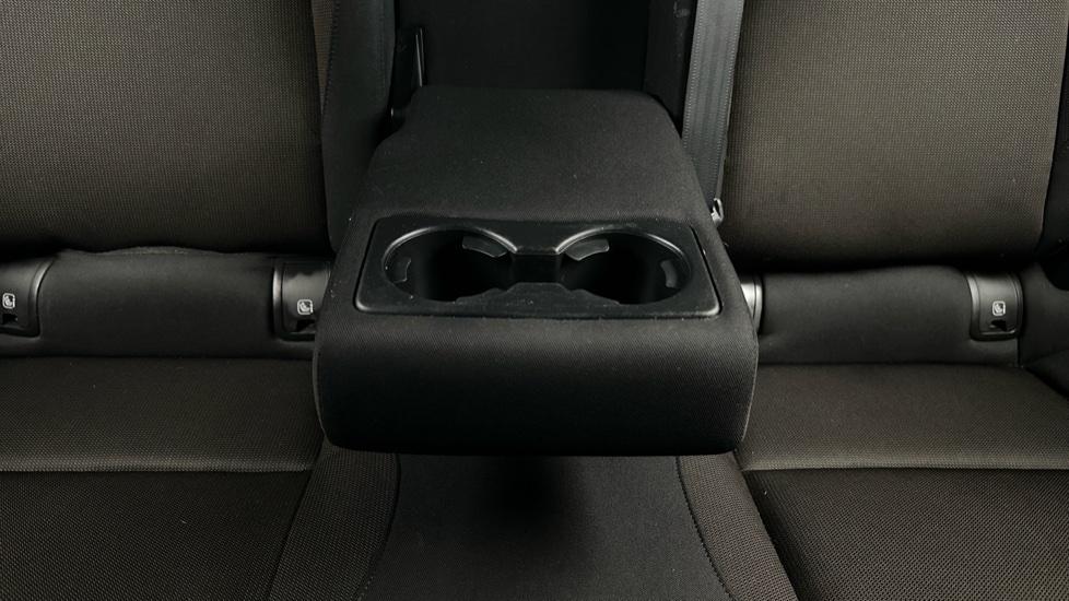 Rear Armrest/ Cup Holder