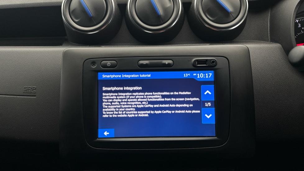 Apple Car Play & Android Auto