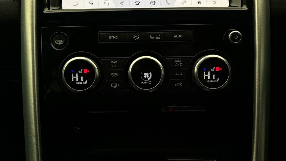 Air Conditioning /Dual Climate Control 