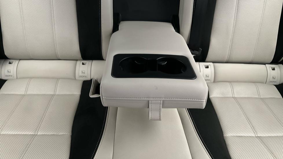 Rear Armrest/ Cup Holder