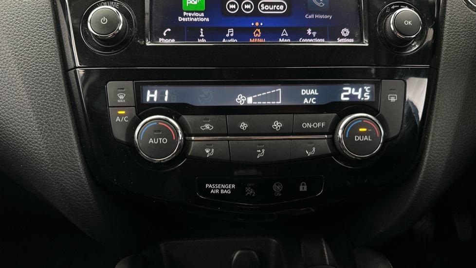 Air Conditioning /Dual Climate Control 