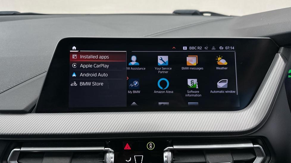 Apple Car Play & Android Auto