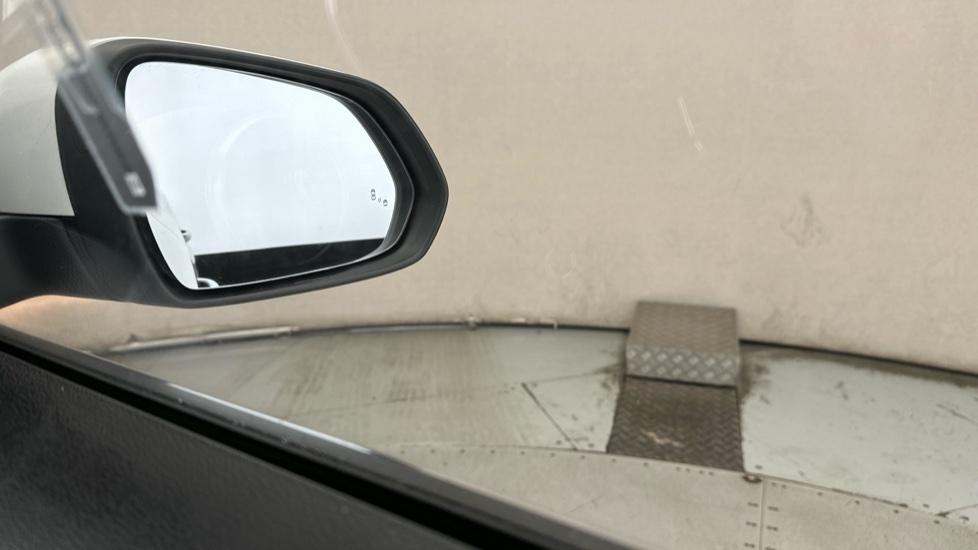 Blind Spot Monitoring System 