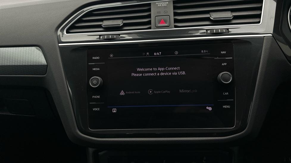 Apple Car Play & Android Auto