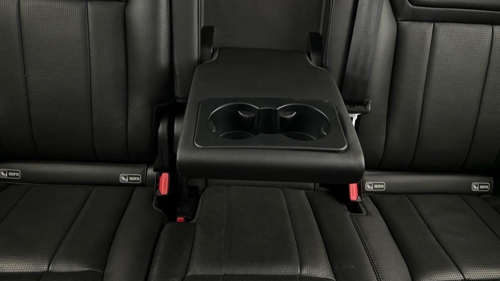 Rear Armrest/ Cup Holder