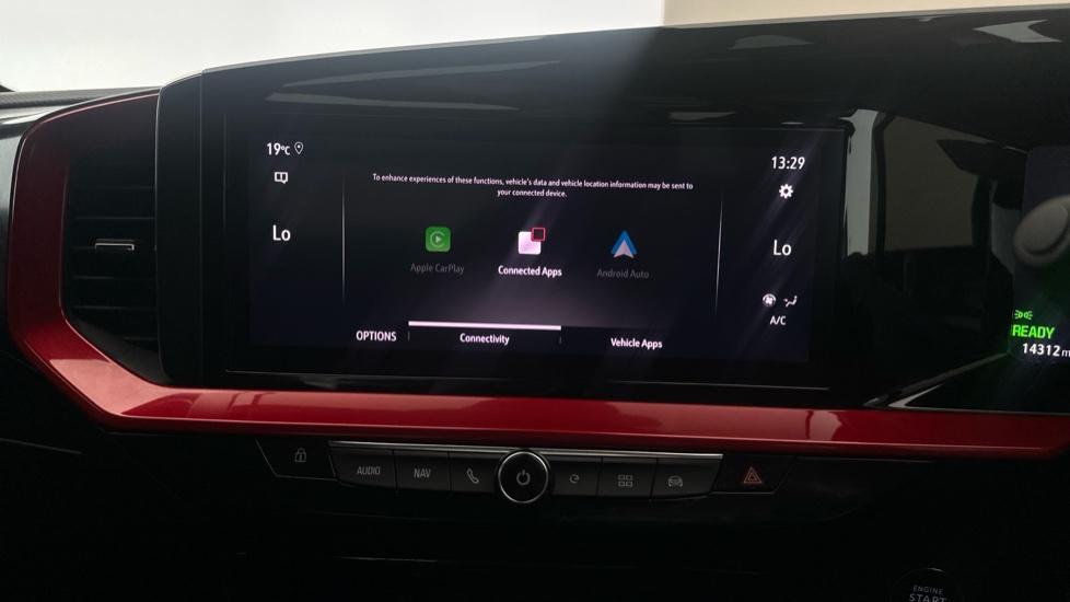 Apple Car Play & Android Auto