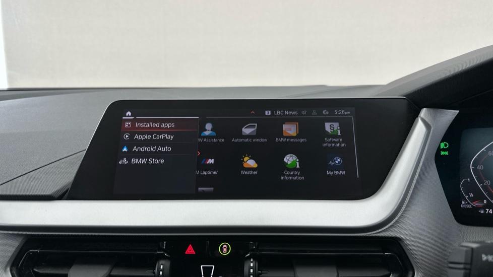 Apple Car Play & Android Auto