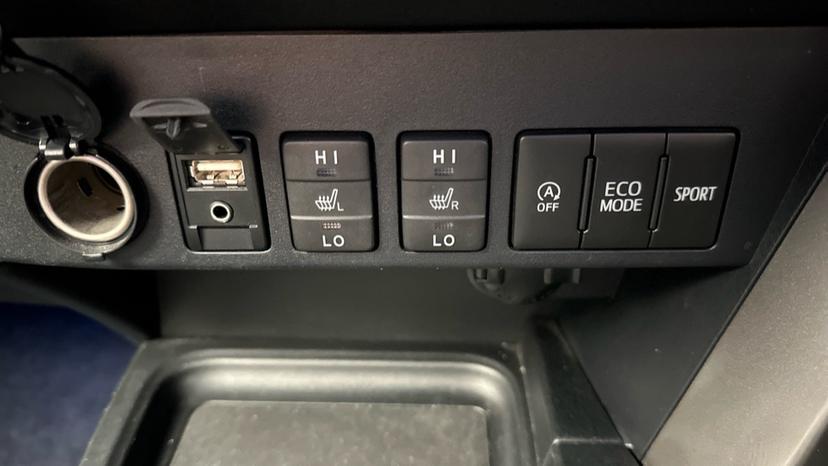 Heated Seats / Auto Stop/Start