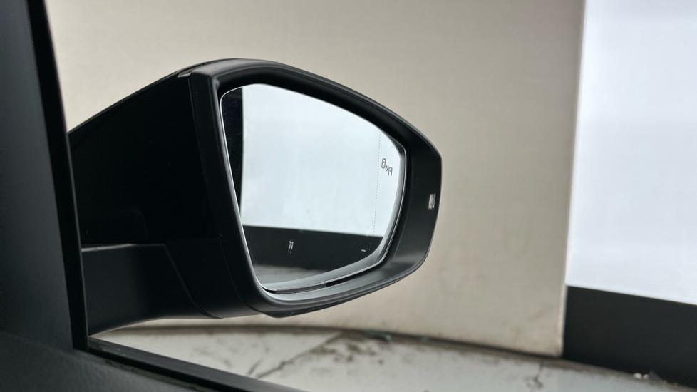 Blind Spot Monitoring System 