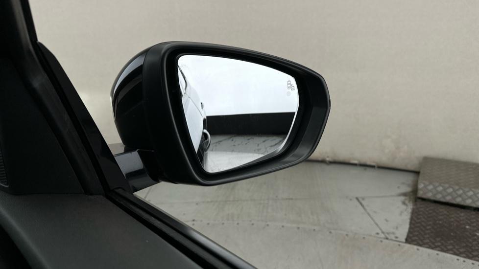 Blind Spot Monitoring System 