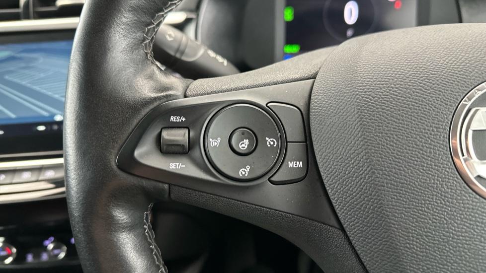 Cruise Control / Speed Limiter /Heated Steering Wheel 