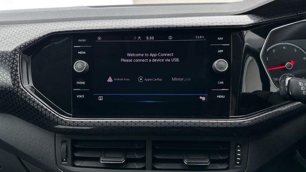 Apple Car Play & Android Auto