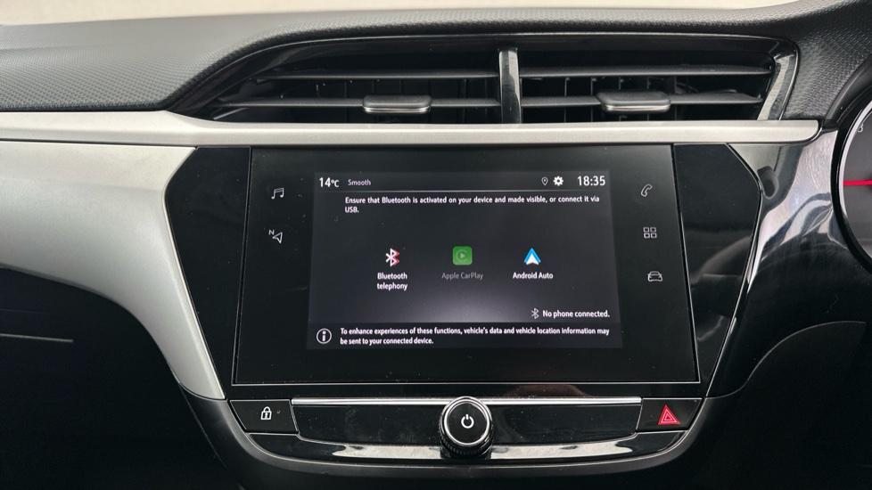 Apple CarPlay / Android Auto / Bluetooth 