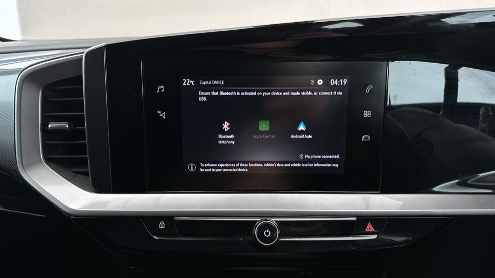 Apple CarPlay / Android Auto / Bluetooth 