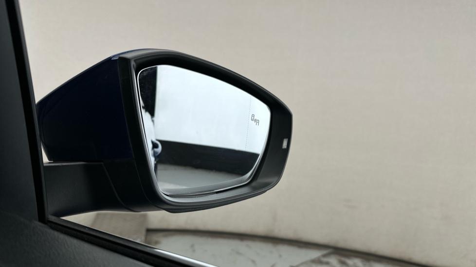 Blind Spot Monitoring System 