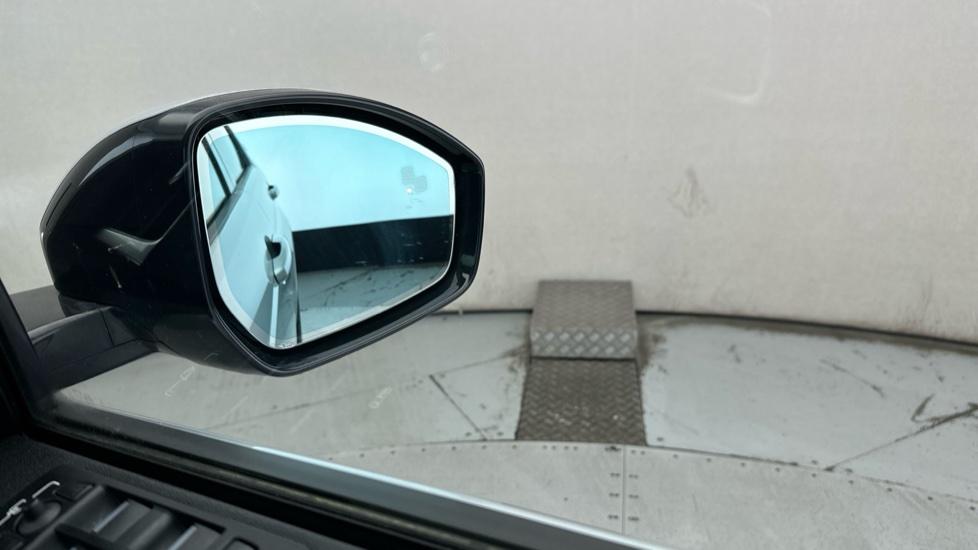 Blind Spot Monitoring System 