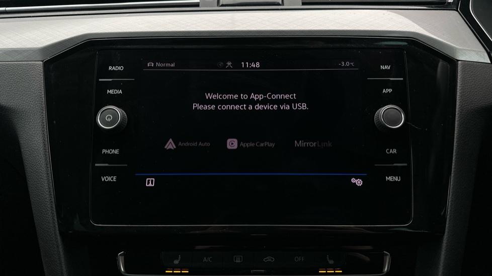 Apple Car Play & Android Auto