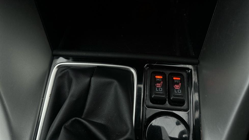 Heated Seats 