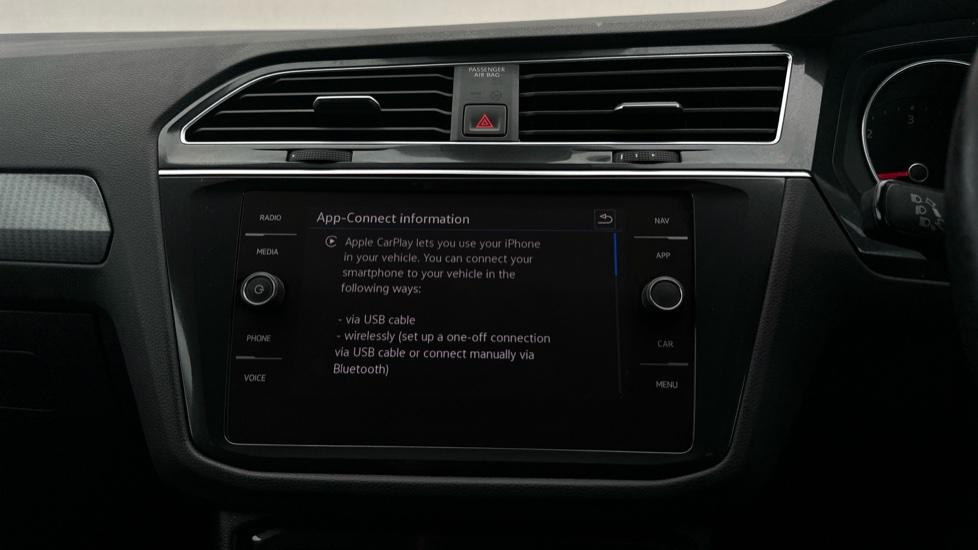 Apple Car Play & Android Auto