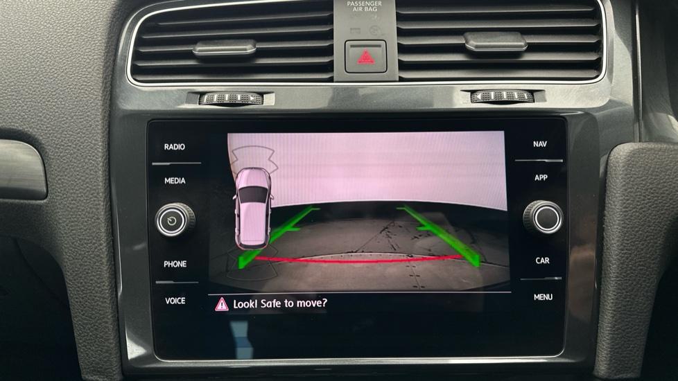 Rear View Camera /Park Pilot 