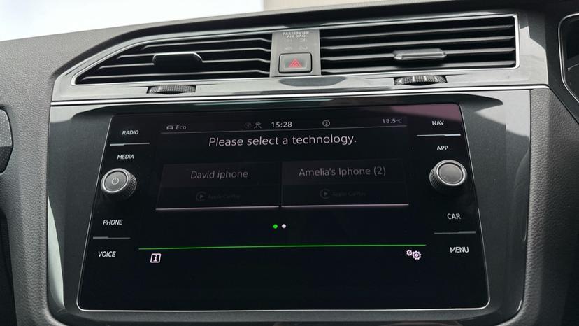 Apple Car Play & Android Auto