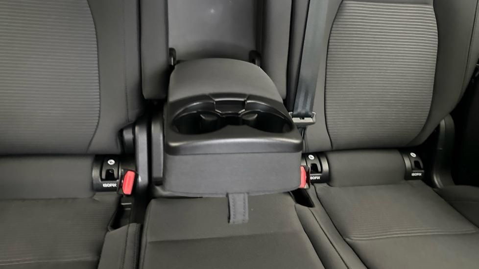 Rear Armrest/ Cup Holder