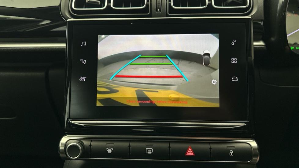 Rear View Camera /Park Pilot 