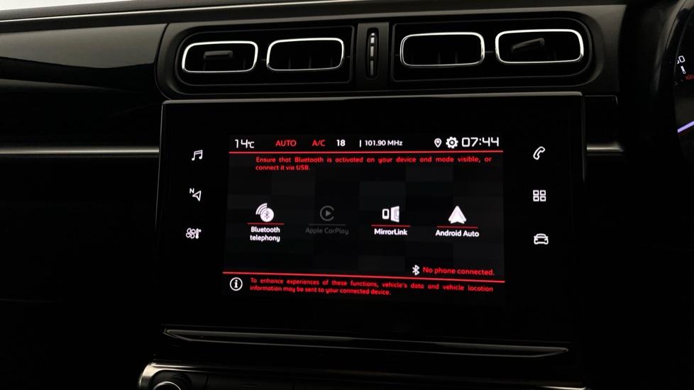 Bluetooth/Apple CarPlay/Android Auto 