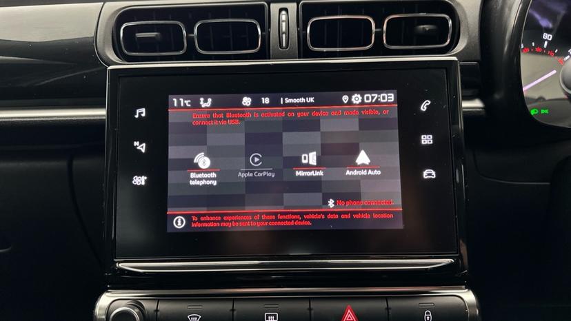 Bluetooth/ Apple CarPlay / Android Auto 