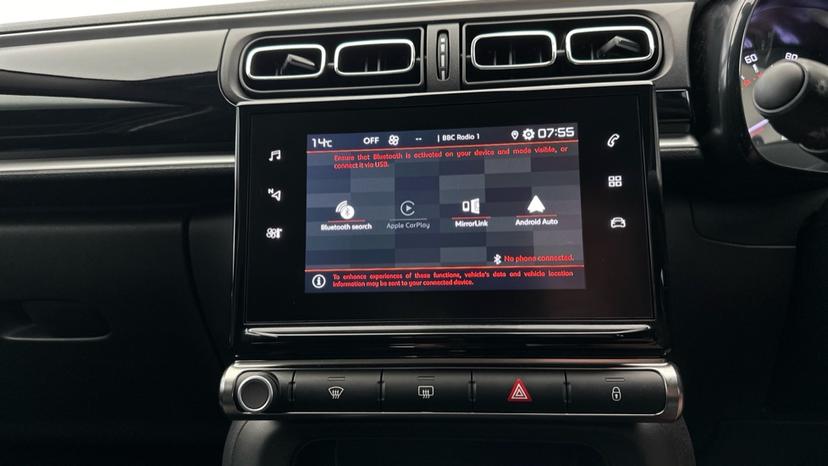 Apple Car Play & Android Auto