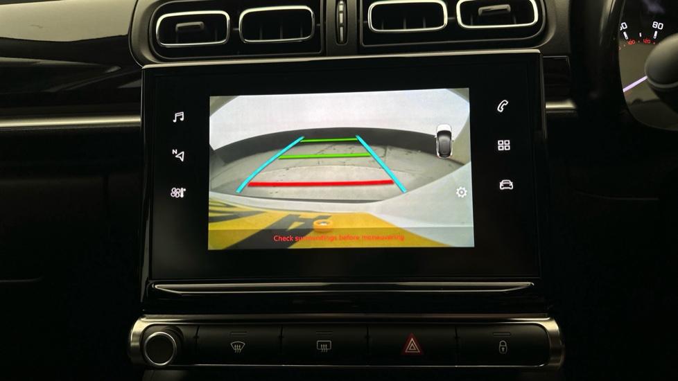 Rear View Camera /Park Pilot 