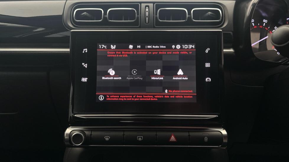 Apple CarPlay / Android Auto / Bluetooth 