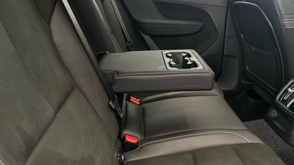 Rear Armrest/ Cup Holder