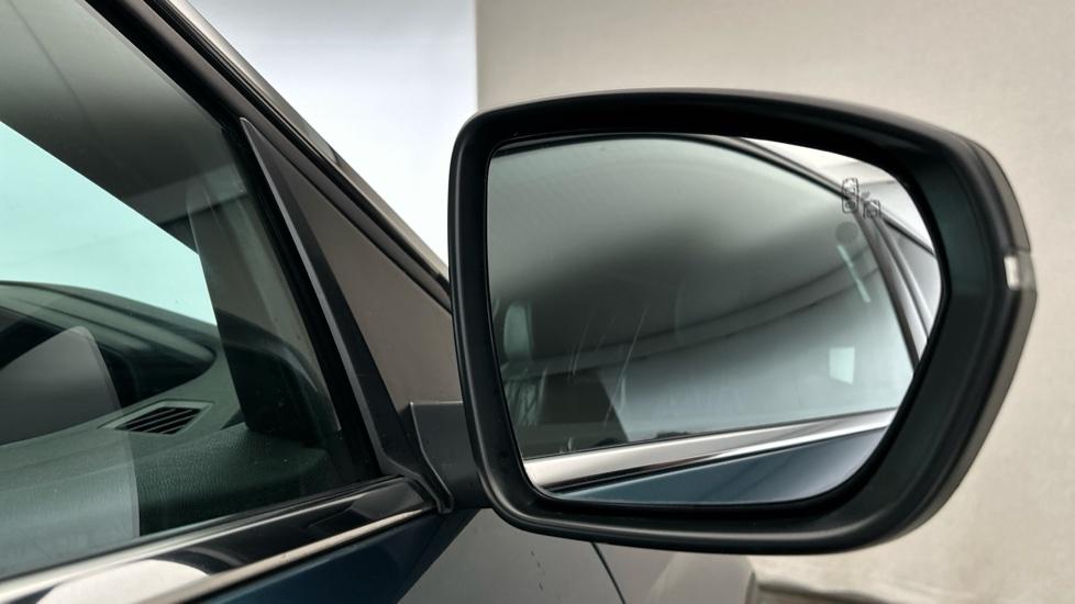 Blind Spot Monitoring System 