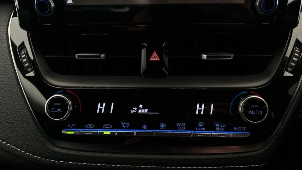 Air Conditioning /Dual Climate Control 