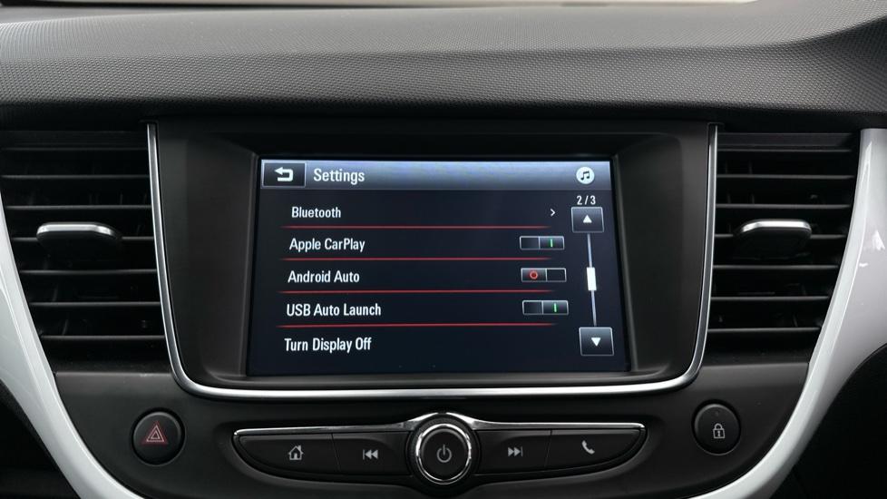 Apple Car Play & Android Auto