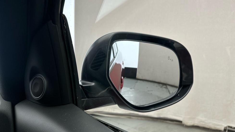  Blind Spot Monitoring System 