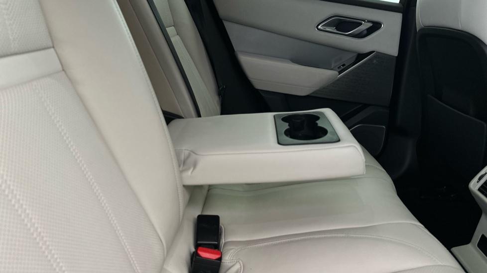 Rear Armrest/ Cup Holder