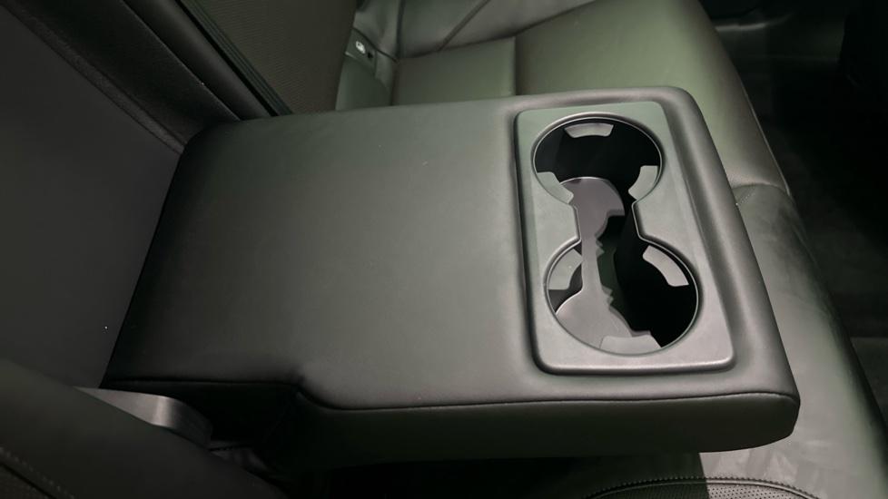 Rear Armrest/ Cup Holder