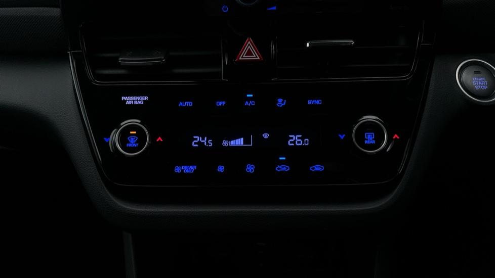 Air Conditioning /Dual Climate Control 